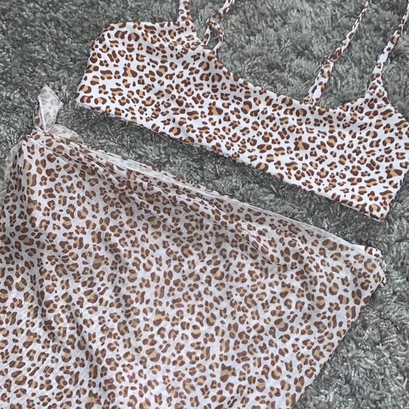 SHEIN Leopard Bikini 3 Piece Set with Coverup M - Picture 3 of 6